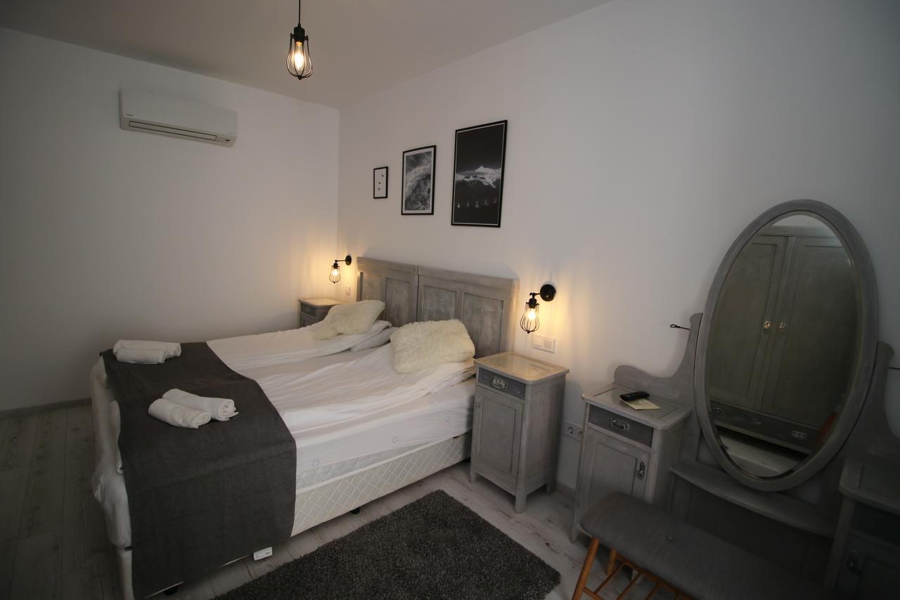 A Haz Hotel Mişcolţ Exterior foto