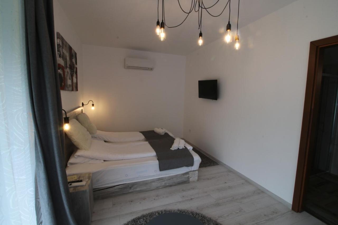 A Haz Hotel Mişcolţ Exterior foto