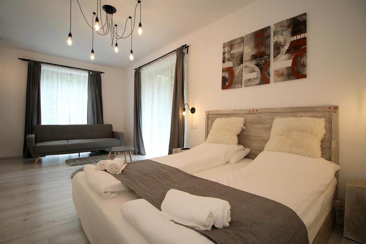 A Haz Hotel Mişcolţ Exterior foto